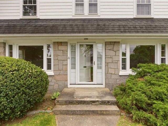 House for sale in Warwick, Rhode Island