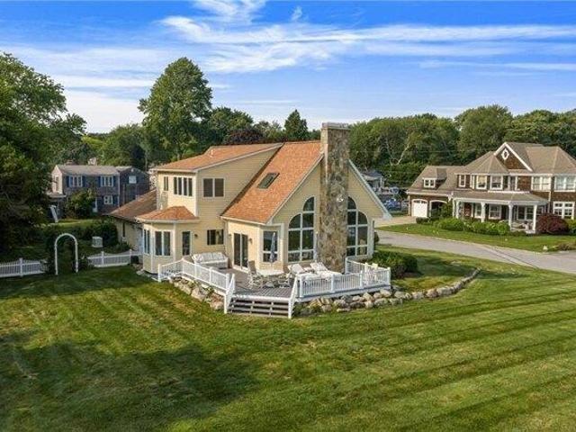 House for sale in Warwick, Rhode Island