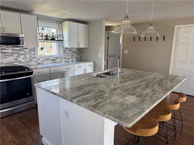 House for sale in Warwick, Rhode Island