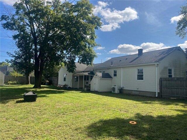 House for sale in Norwood, Warwick