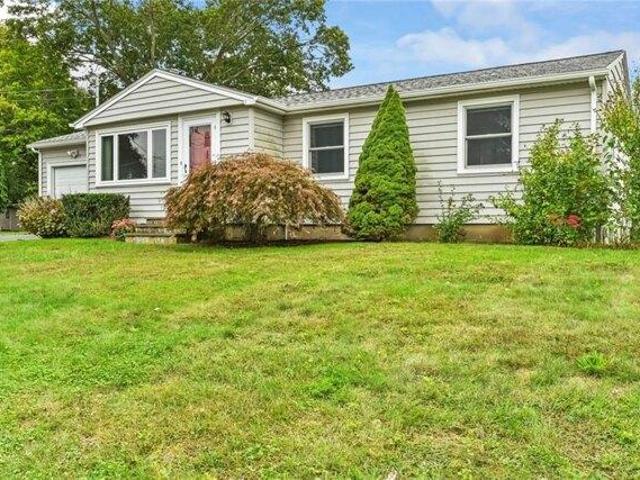 House for sale in Warwick, Kent County