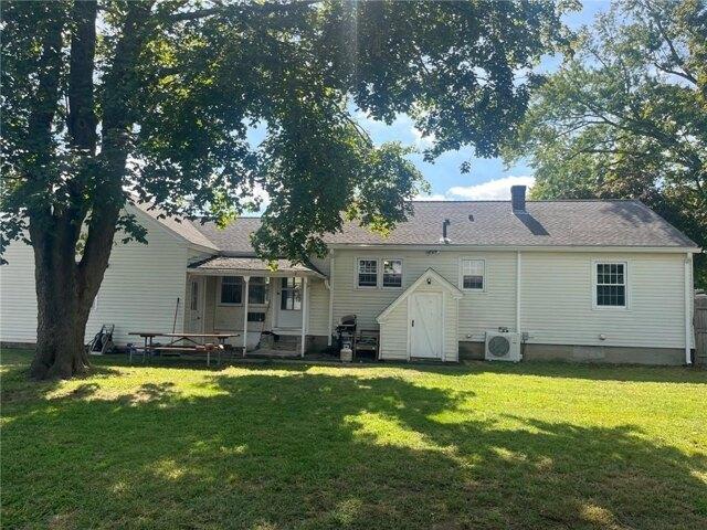 House for sale in Norwood, Warwick