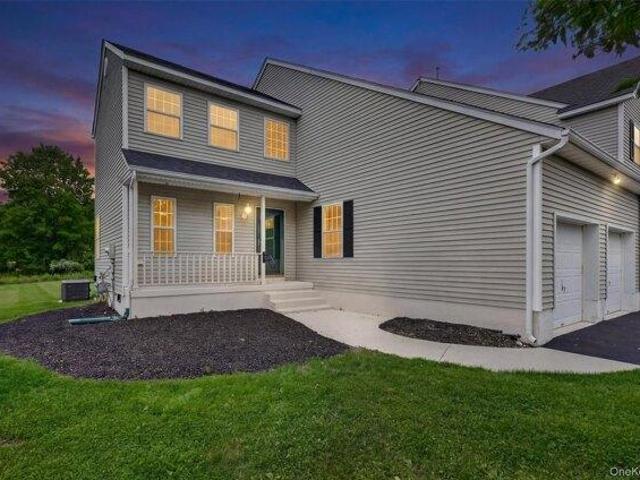 House for sale in Washingtonville, New York