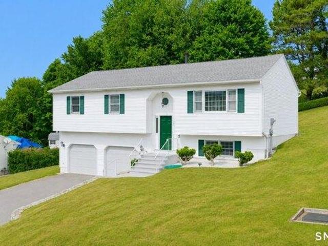 House for sale in Waterbury, Connecticut