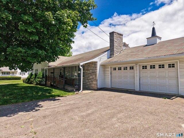 House for sale in Waterbury, Connecticut