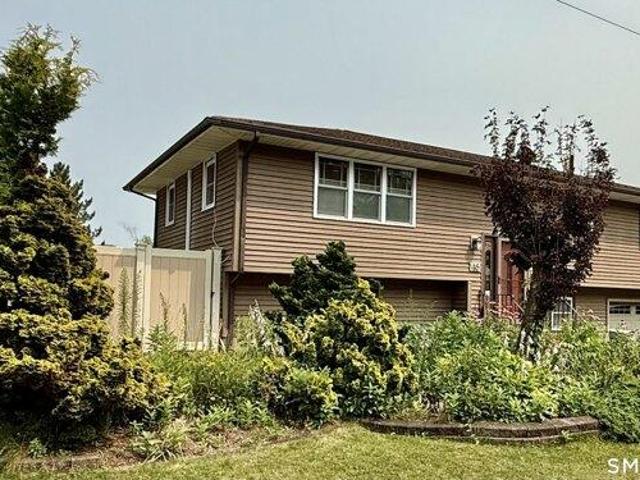 House for sale in Waterbury, Connecticut
