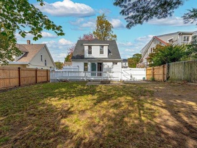 House for sale in Waterbury, Connecticut
