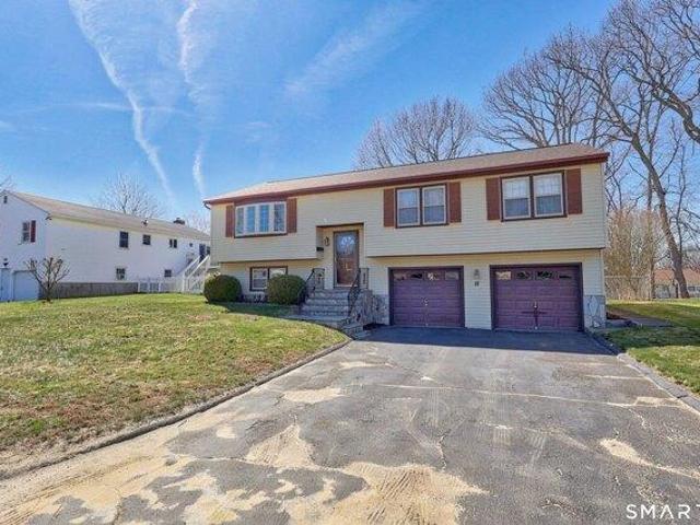 House for sale in Waterbury, Connecticut