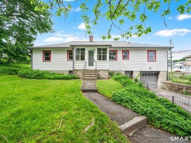 House for sale in Waterbury, Connecticut