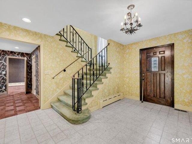 House for sale in Waterbury, Connecticut