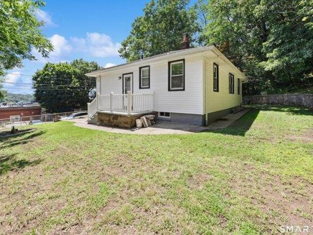House for sale in Waterbury, Connecticut