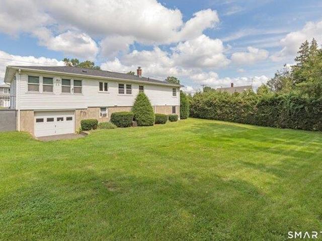 House for sale in Waterbury, Connecticut
