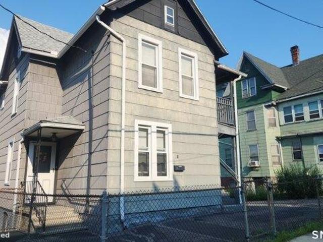 House for sale in Waterbury, Connecticut