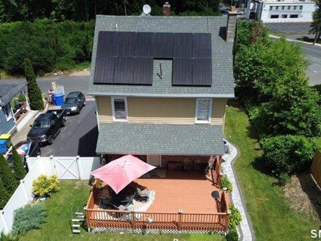 House for sale in Waterbury, Connecticut