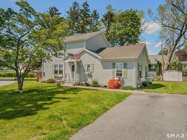 House for sale in Waterford, Connecticut