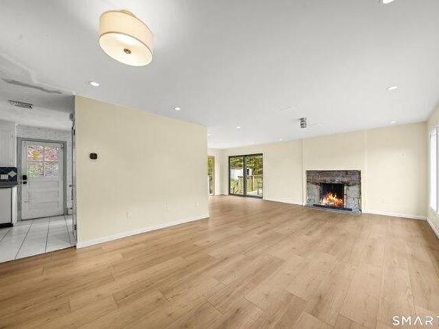 House for sale in Waterford, Connecticut