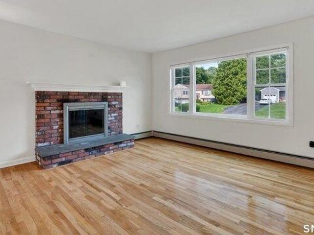 House for sale in Waterford, Connecticut
