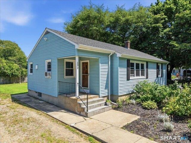 House for sale in Waterford, Connecticut
