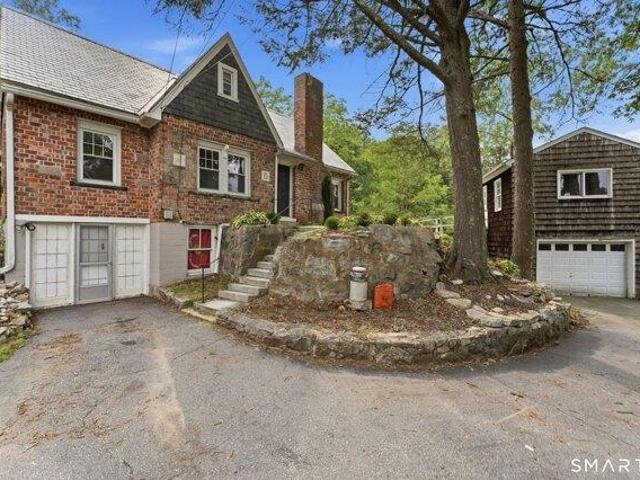 House for sale in Waterford, Connecticut