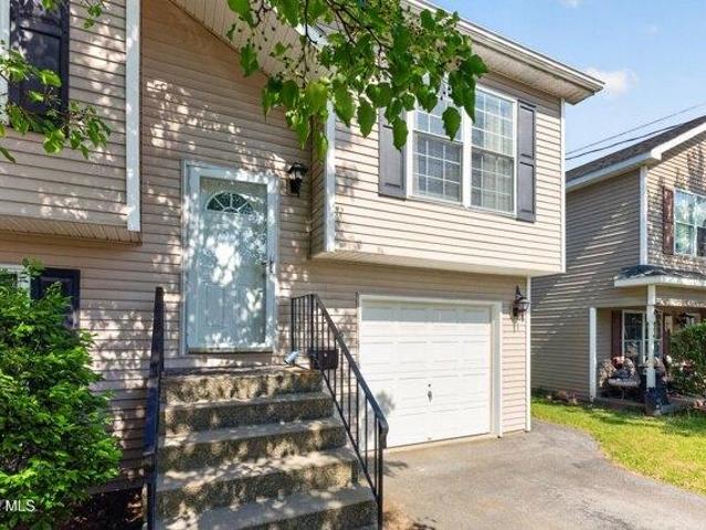 House for sale in Watervliet, New York