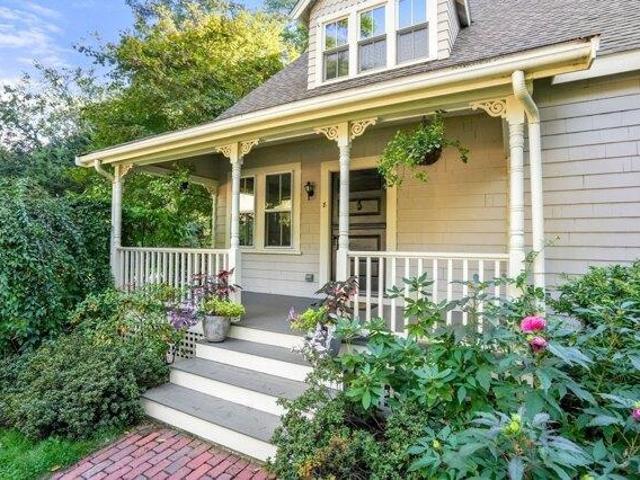House for sale in Wayland, Middlesex County