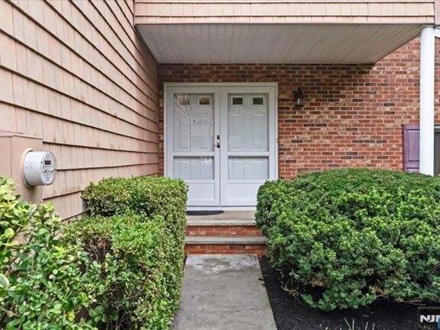 House for sale in Passaic, New Jersey