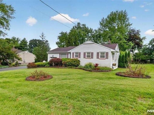 House for sale in Passaic, New Jersey