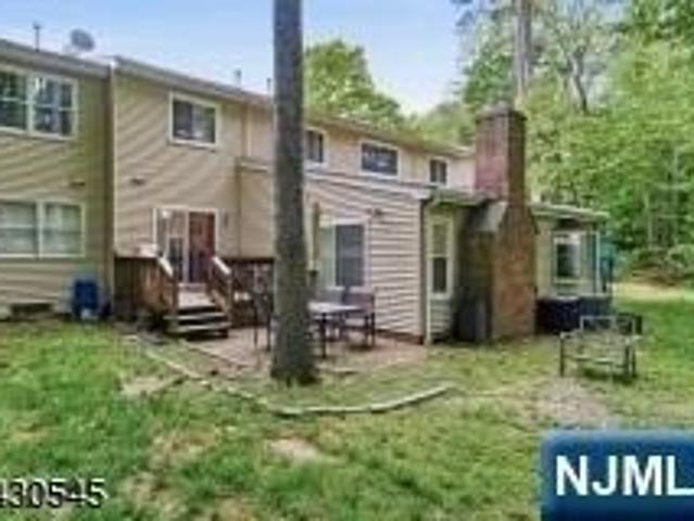 House for sale in Wayne, Passaic County
