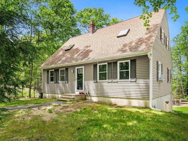 House for sale in New Hampshire