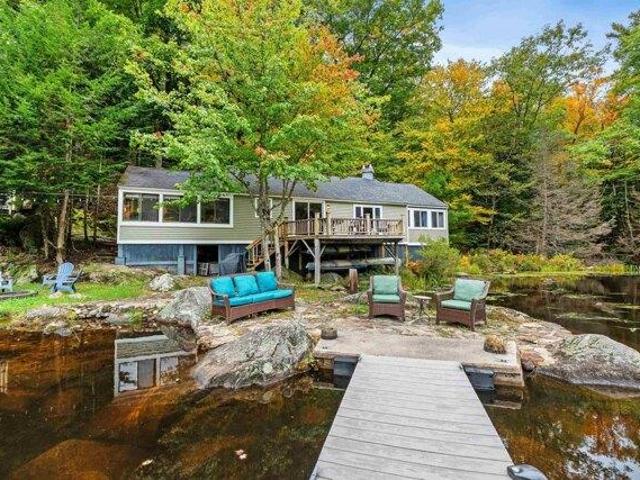 House for sale in Weare, Hillsborough County