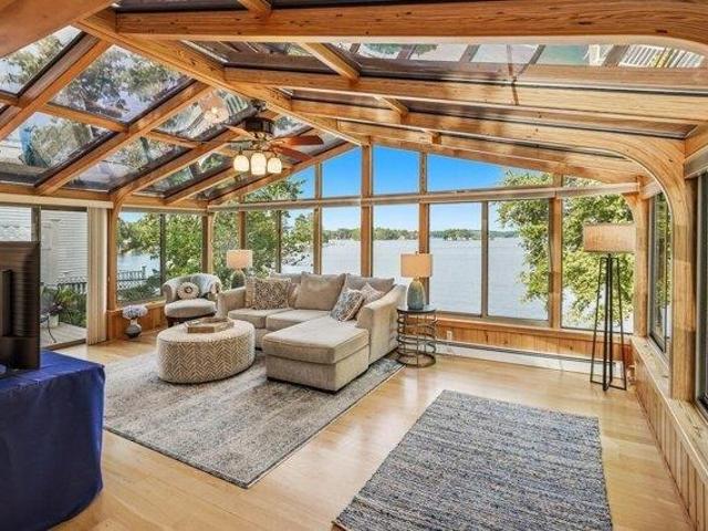 House for sale in Loveland, Webster
