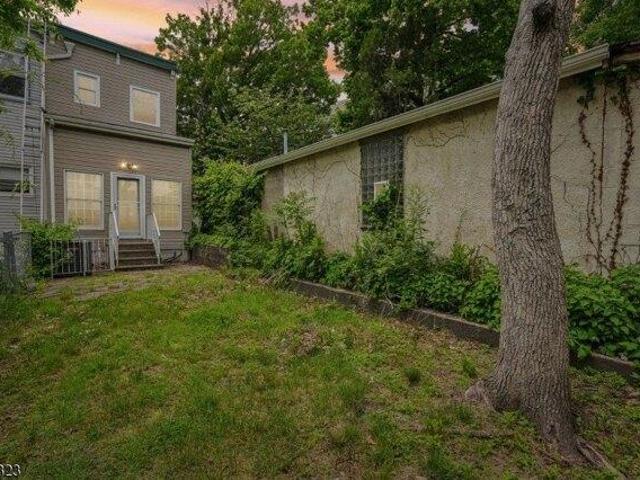 House for sale in Hudson, New Jersey