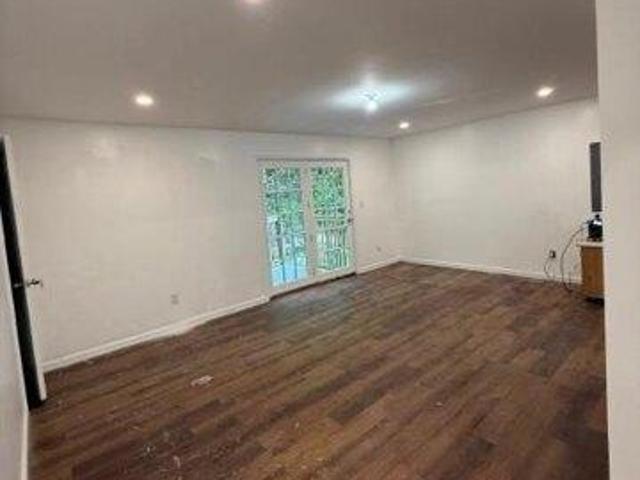 House for sale in Hannacroix, New York