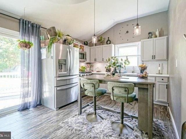 House for sale in Thorofare, New Jersey