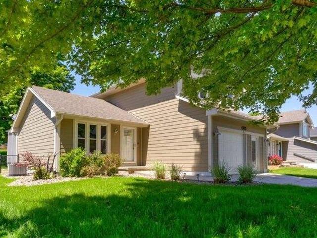 House for sale in West Des Moines, Iowa