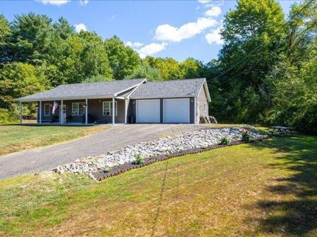 House for sale in Maine