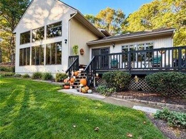 House for sale in West Greenwich, Kent County