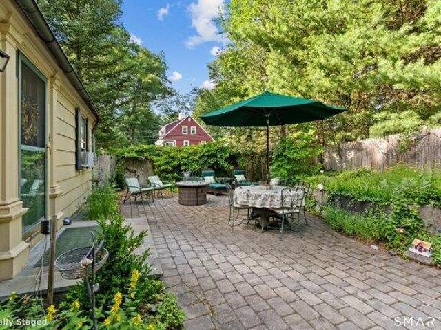 House for sale in Farmington, Connecticut