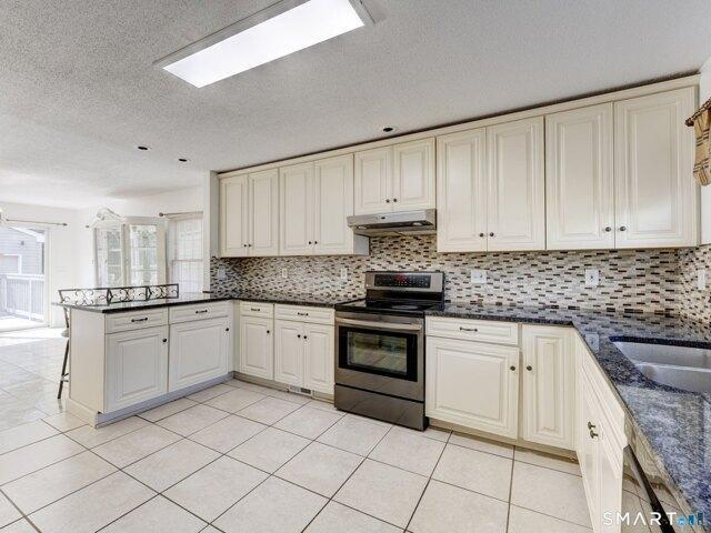 House for sale in W Hartford, Connecticut