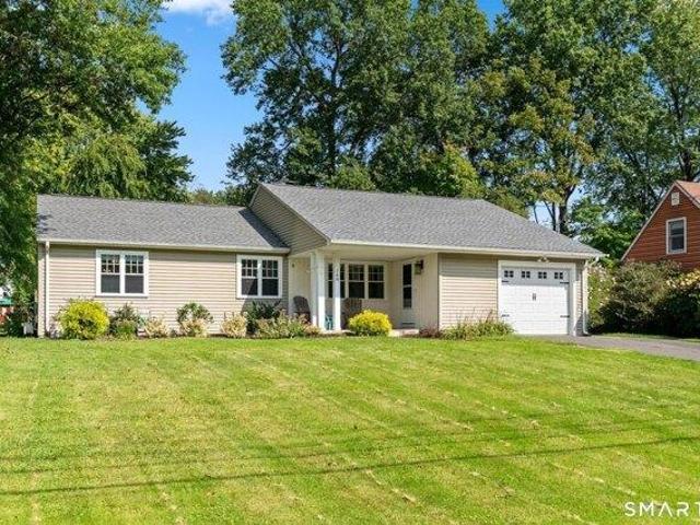 House for sale in Bishop's Corner, West Hartford