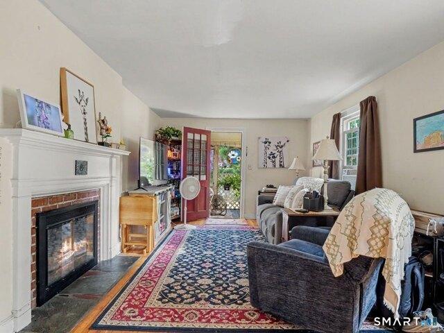 House for sale in Allingtown, West Haven