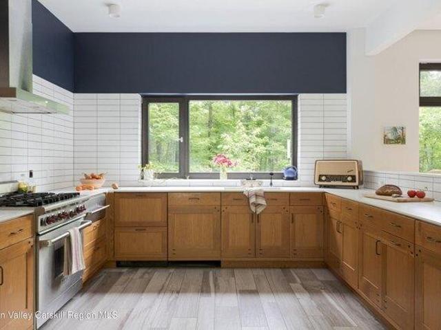 House for sale in Hurley, New York