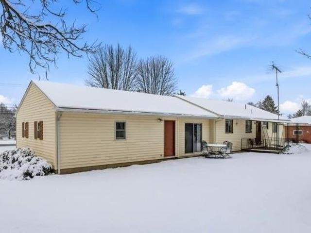 House for sale in Mercer, Pennsylvania