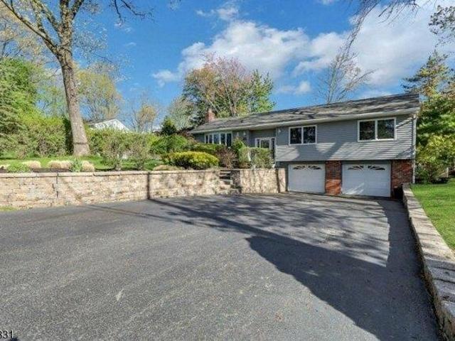 House for sale in Passaic, New Jersey