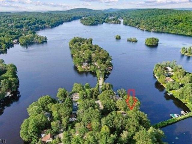 House for sale in Passaic, New Jersey