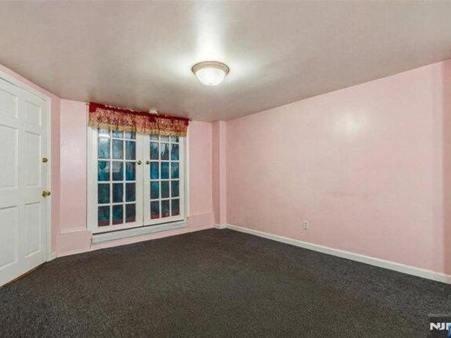 House for sale in Hudson, New Jersey
