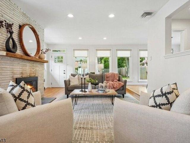 House for sale in Saint Cloud, West Orange