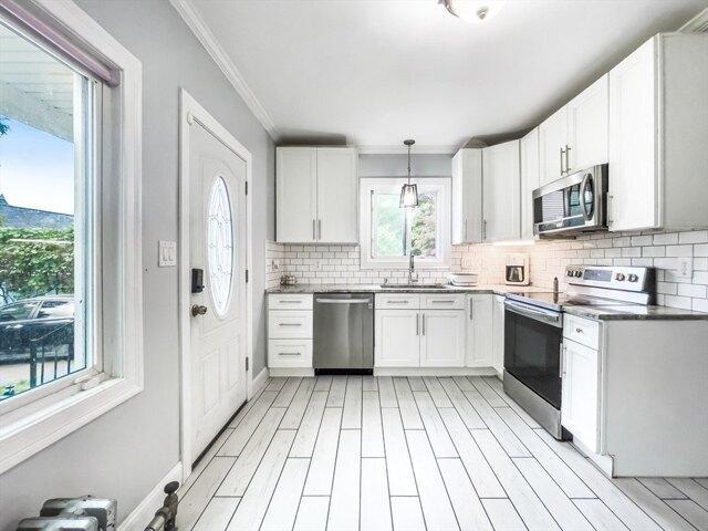 House for sale in Hampden, Massachusetts