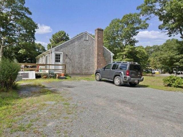 House for sale in West Yarmouth, Yarmouth