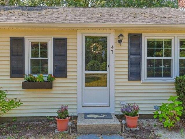 House for sale in West Yarmouth, Yarmouth